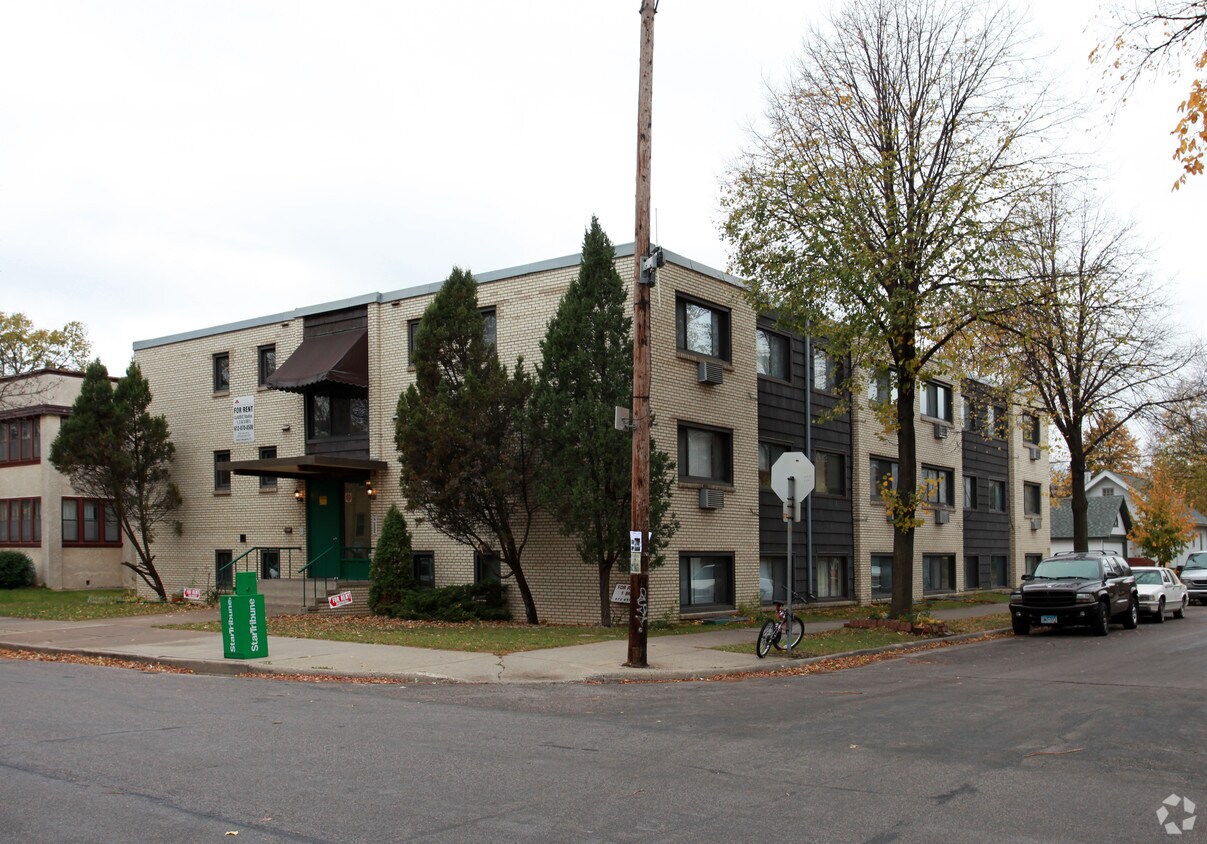 Foto principal - 3700 Grand Ave S