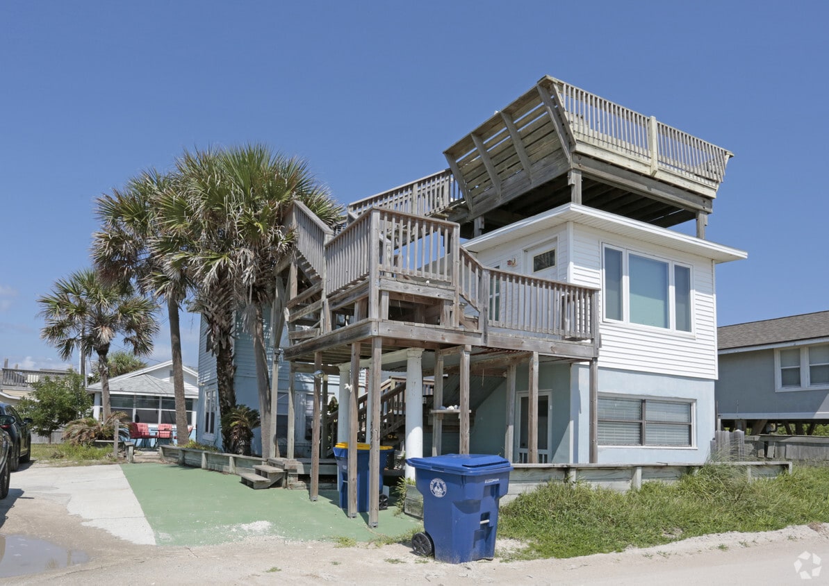 535 Ocean Ave Apartments in Fernandina Beach, FL