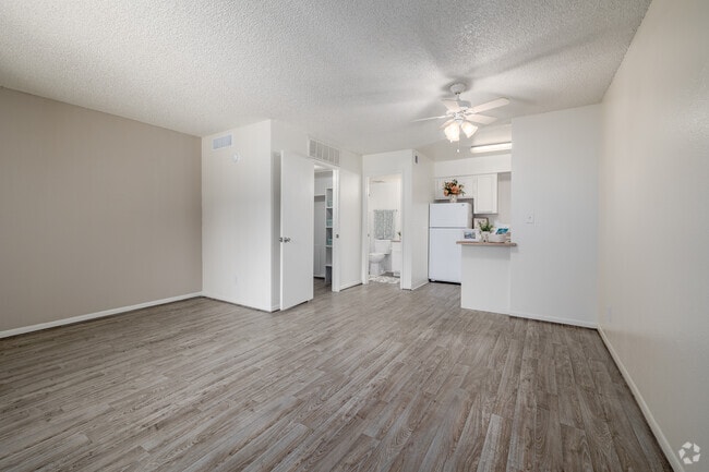 Studio - 404SF - Capistrano Apartments