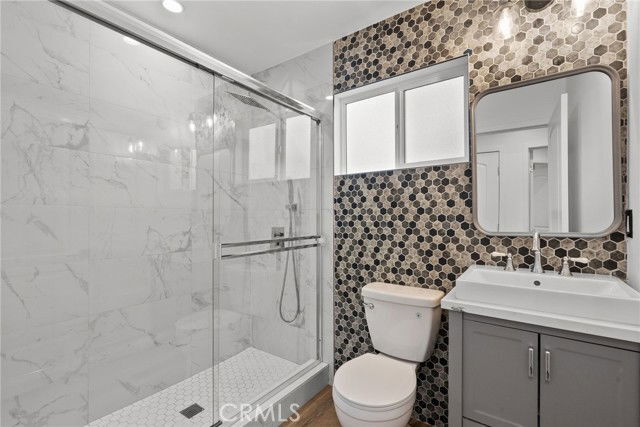 Foto del edificio - 12869 Norris Ave