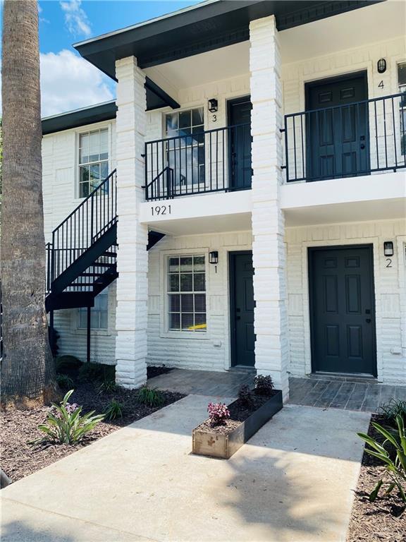 Building Photo - 5 Hackberry Ave