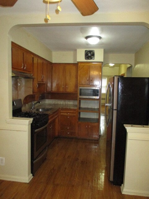 Building Photo - 1146 E 85th St