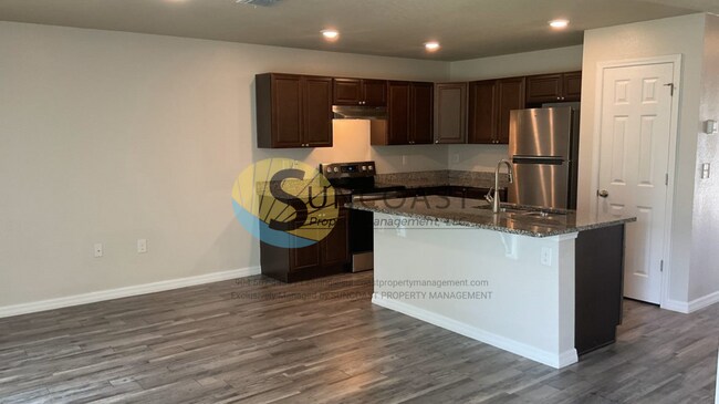 Building Photo - Gorgeous 2BR/2BA Duplex for Rent in Palm C...