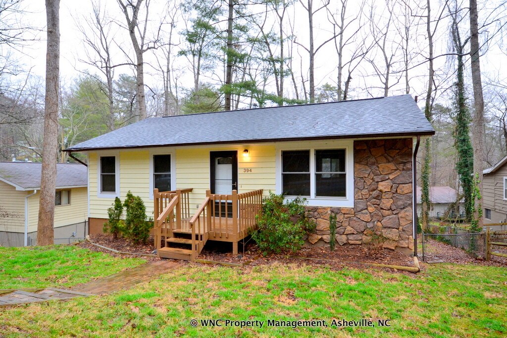 Primary Photo - 394 Royal Pines Dr
