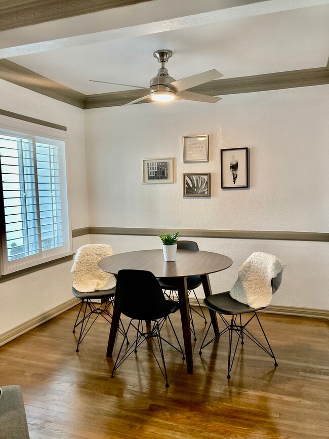 Building Photo - 3616 W Adams Blvd