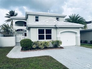 Building Photo - 4805 SW 154th Ave