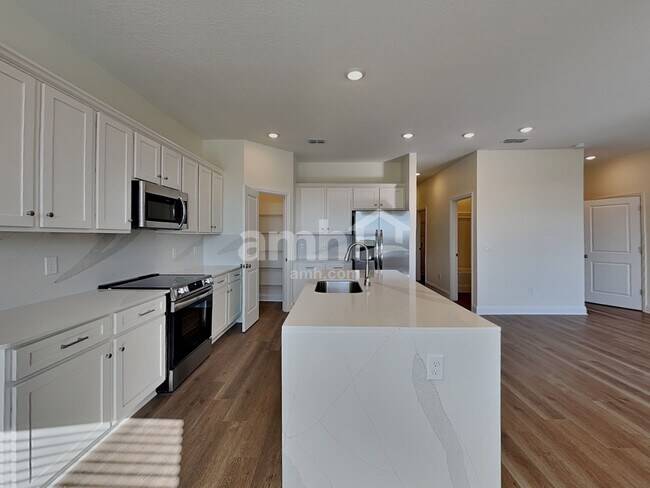 Foto del edificio - 16384 Willo Pines Ln