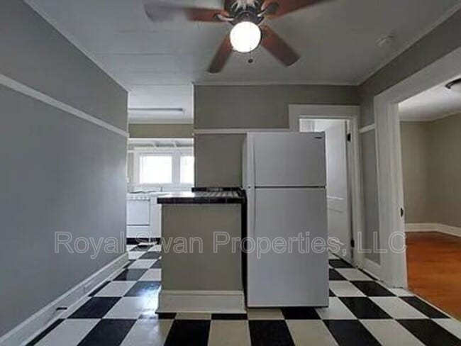 Building Photo - 515 McRorie St