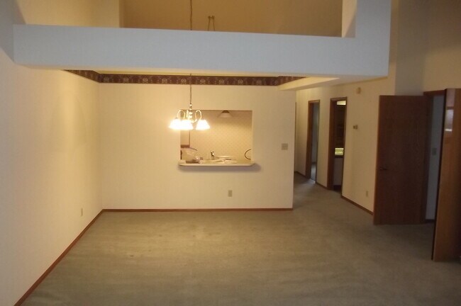 Foto del edificio - 5205 Orchard Hills Avenue