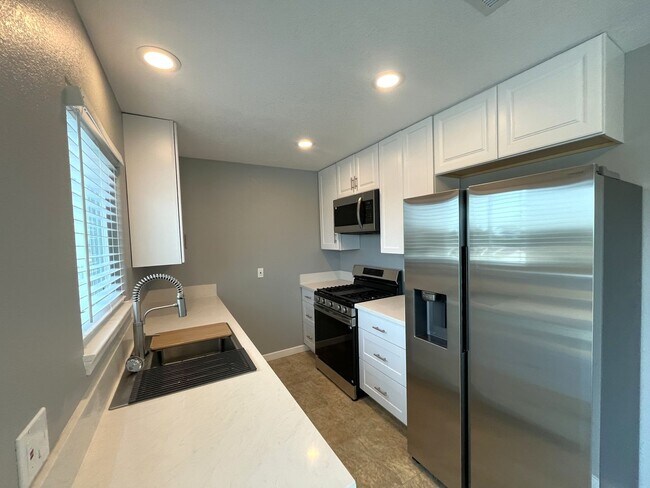 Foto del edificio - Beautifully Renovated Upstairs unit w/Views! Los Osos