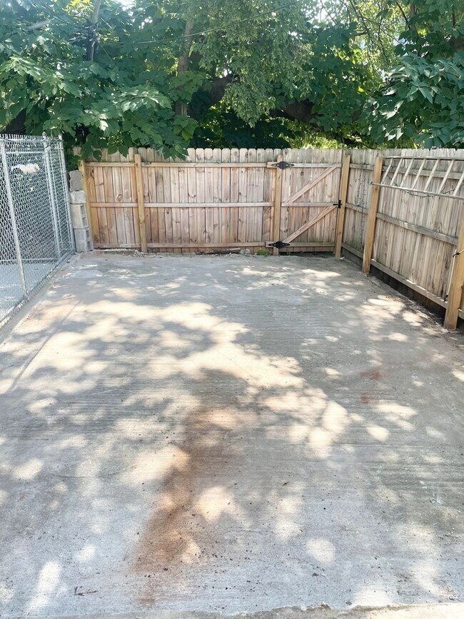 Foto del edificio - 3942 Wallace St