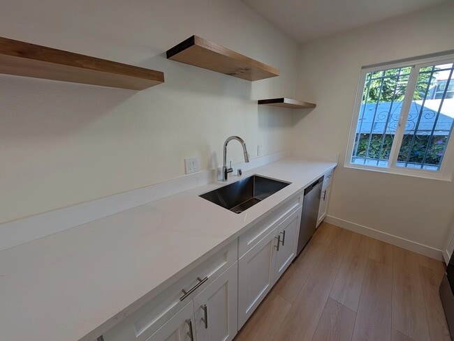 Foto del edificio - 3900 1st St