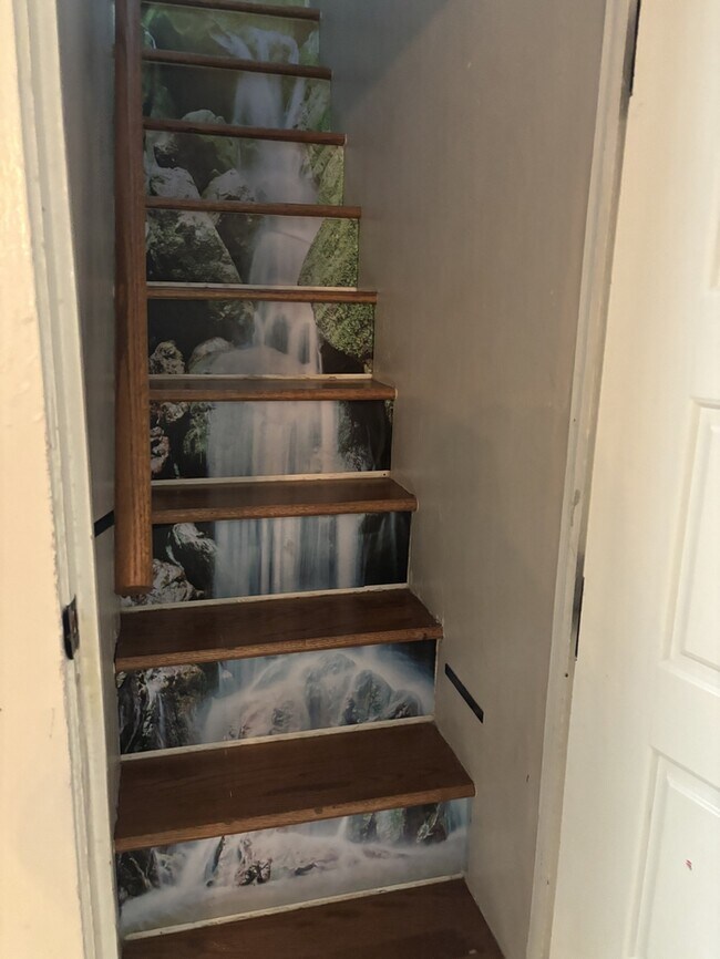 Foto del edificio - Modesto 2 Bedroom 2 Bath Bungalow