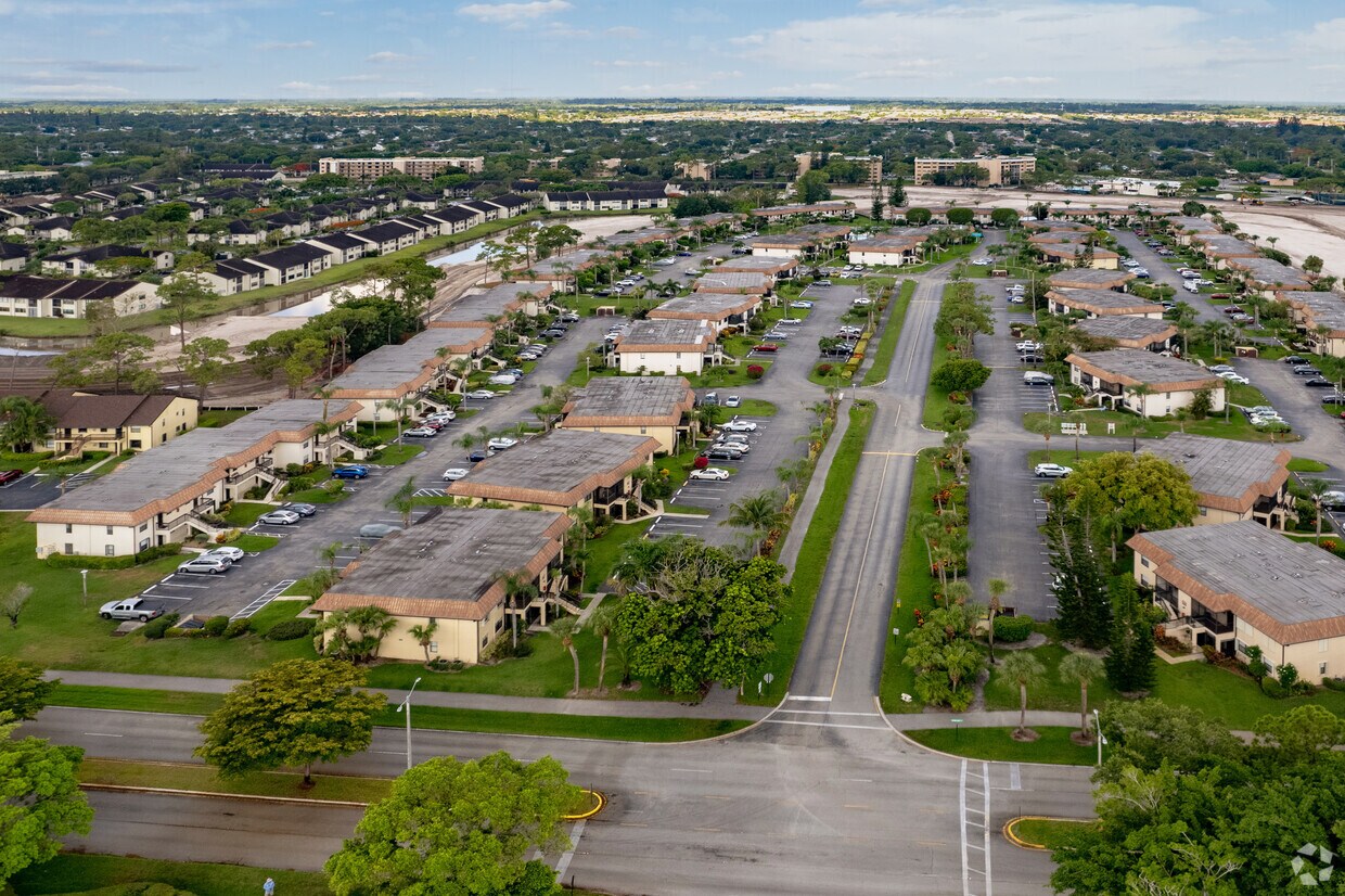 Aerial Photo - Lucerne Lakes Golf Colony Condos