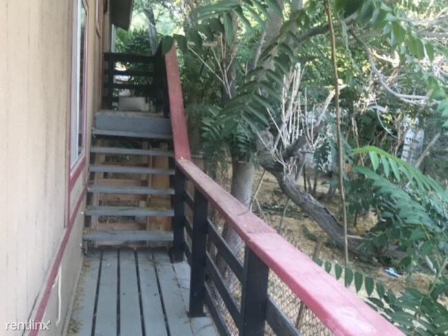 Building Photo - 2 br, 2 bath House - 4121 Maple Trail
