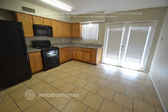 Foto del edificio - 8039 S 24th St