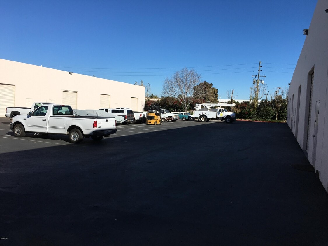 2368 Eastman Ave Unit 11, Ventura, CA 93003 Condo for Rent in Ventura