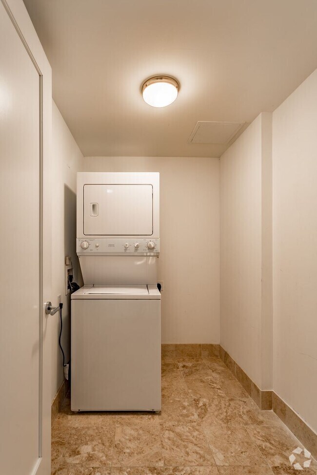 For Rent by Private Owner in Stamford CT