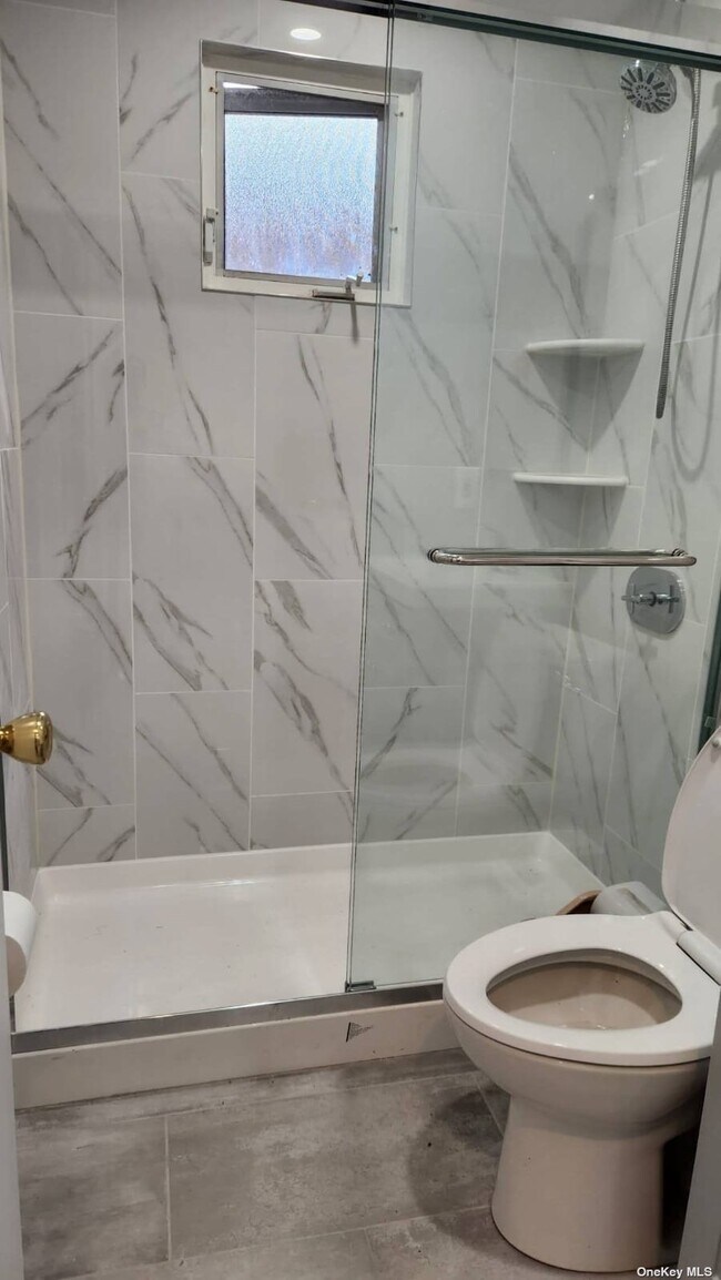 Foto del edificio - 124-14 6th Ave