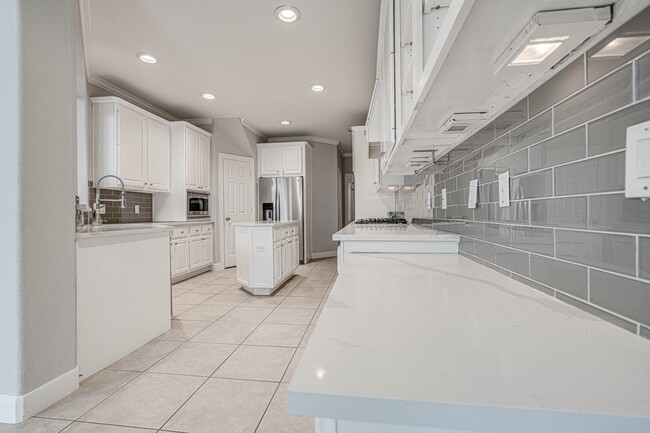 Building Photo - 6114 Sienna Arbor Ln