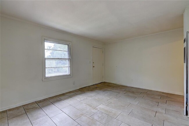 Foto del edificio - 3648 Crosby Dr NW