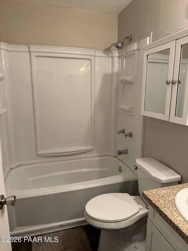 Foto del edificio - 845 Sunset Ave