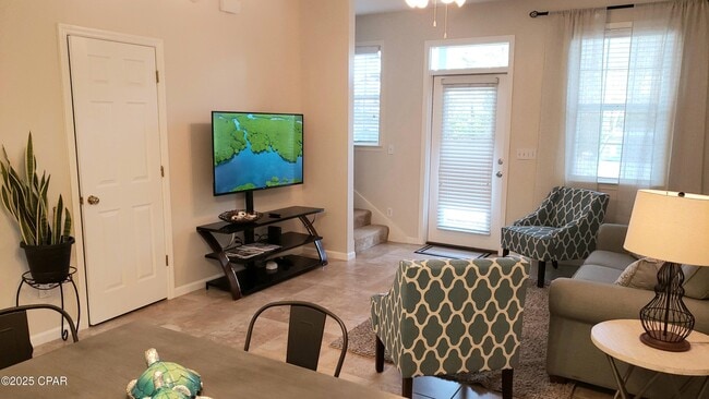 Foto del edificio - 8121 Singletary St