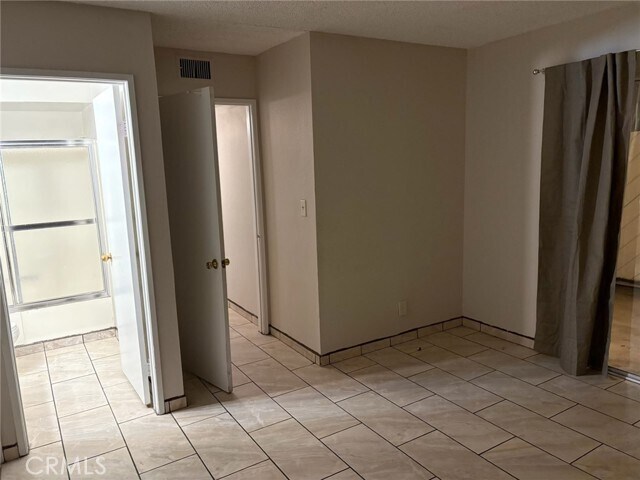 Foto del edificio - 419 E Sycamore St