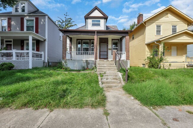 Building Photo - 157 S Eureka Ave