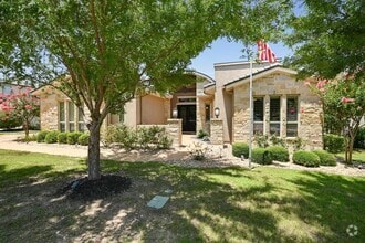 Building Photo - 112 Bisset Ct