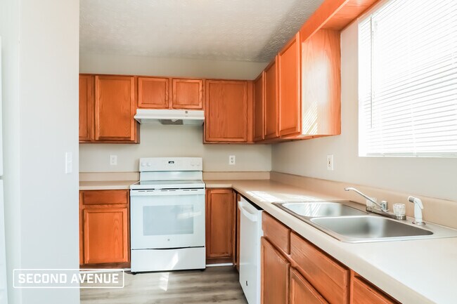 Building Photo - 9307 Linkside Ter