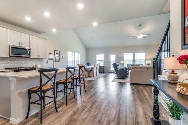 Foto del edificio - 3409 Kingsgarden Rd