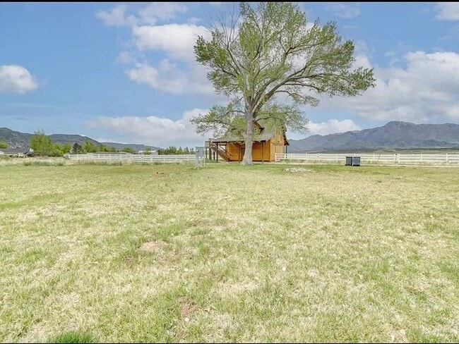 Building Photo - Serene Retreat Near Kolob Canyon – Fully F...