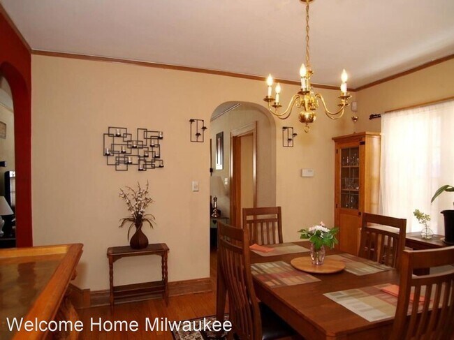 Foto del edificio - 3 br, 2 bath House - 531 E Hampton Rd