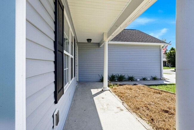 Foto del edificio - 215 Gardenview Ct NE
