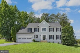 Building Photo - 10004 Field Stone Ct
