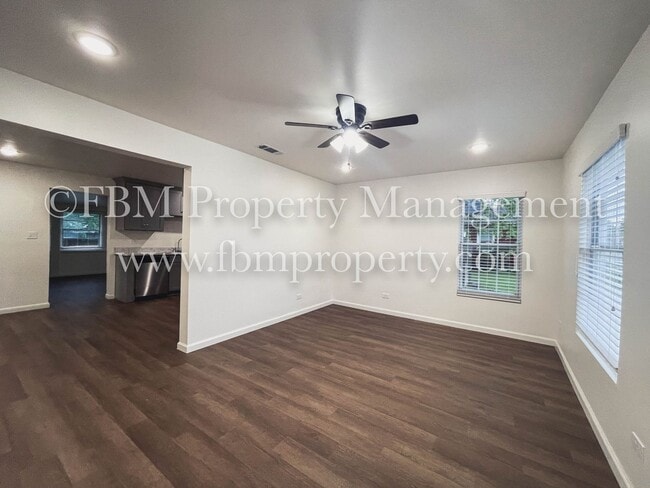 Building Photo - 207 Kirksey St
