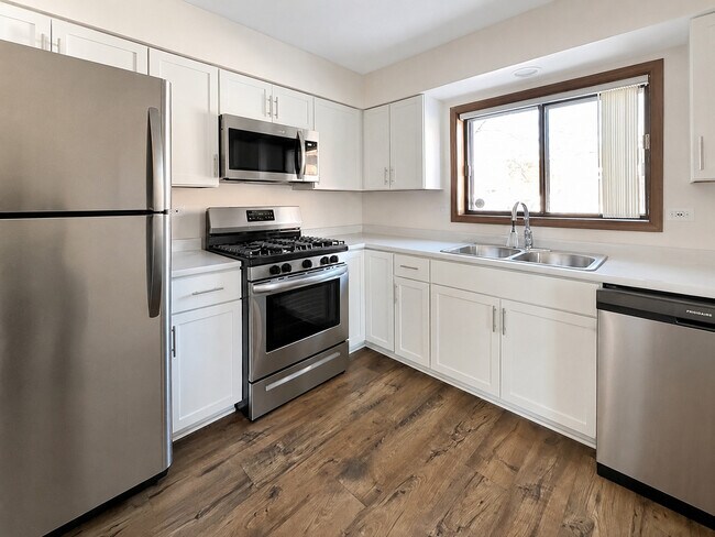 Foto del edificio - 15800 Peggy Ln