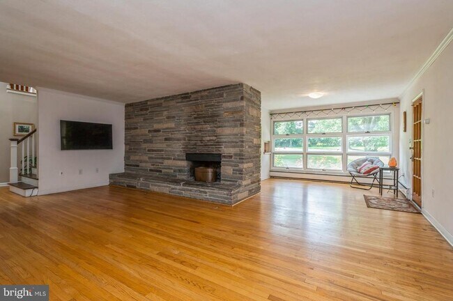 Foto del edificio - 536 Rosedale Rd