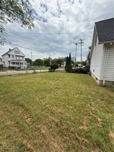 Building Photo - 9253 Edmunds Ave