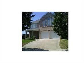 Building Photo - 7929 Park Ridge Dr