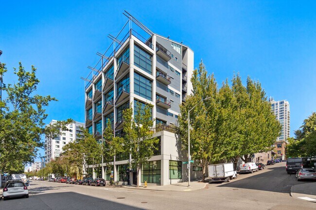 Building Photo - 80 Vine St