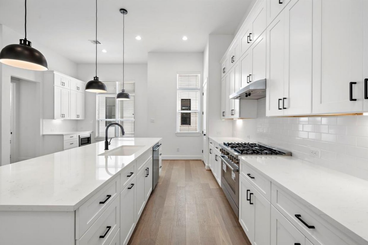 Primary Photo - Brand new house in the Museum District wit...
