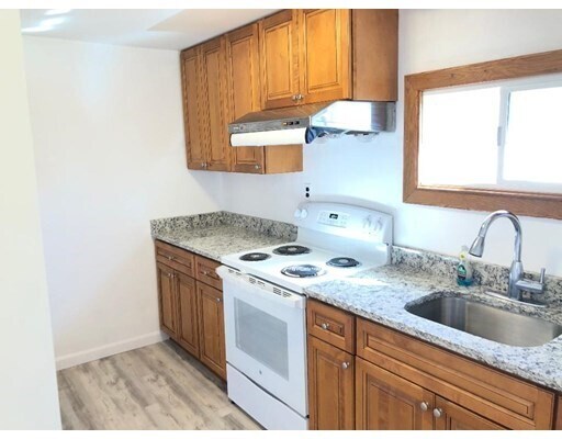 Building Photo - 38 Eustis St