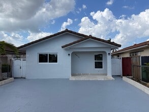 Building Photo - 2775 W 71st Pl