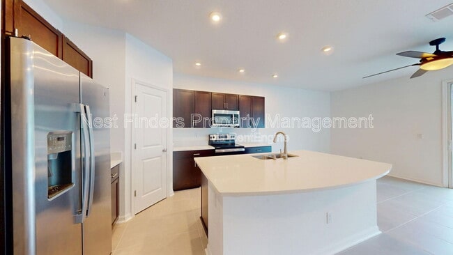 Building Photo - 358 Annies Pl