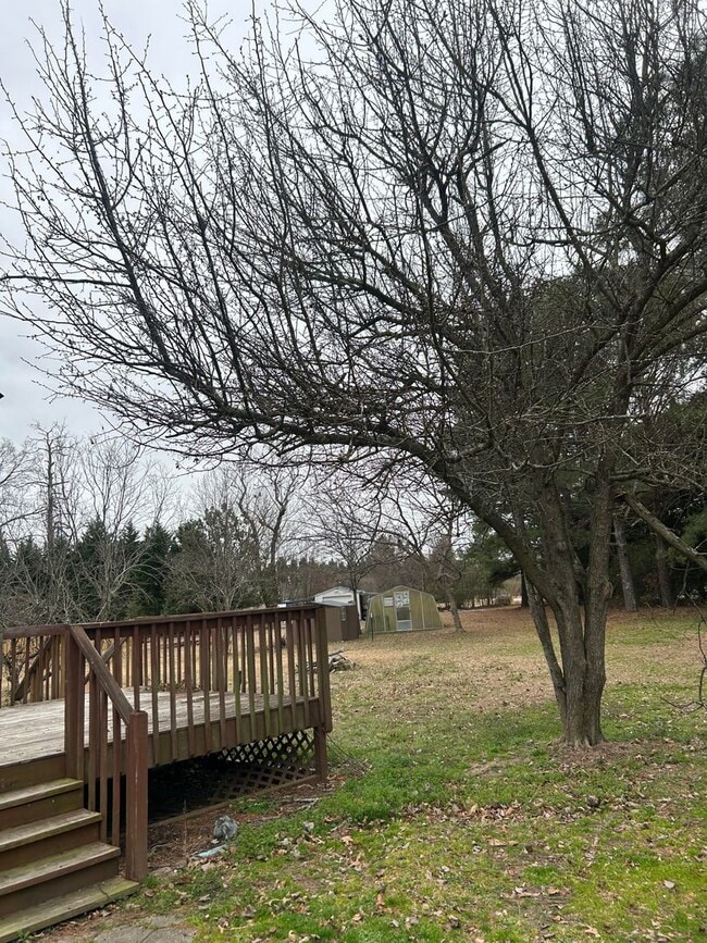 Building Photo - Adorable Country Feel