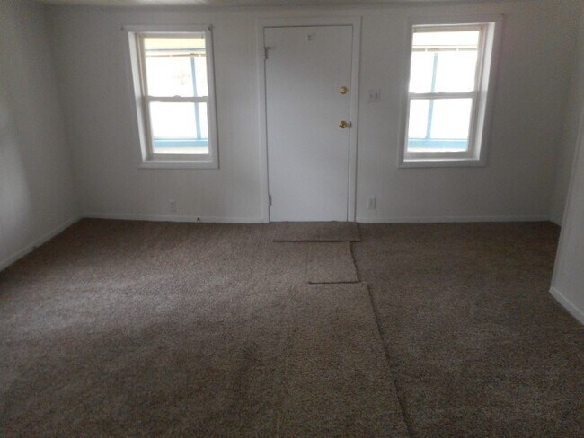 Building Photo - 3395 Willow St