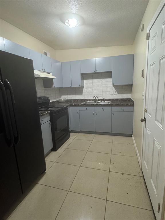 Foto del edificio - 1216 Lawne Blvd