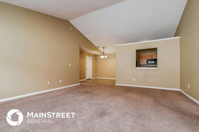 Building Photo - 4206 Village Trace Blvd